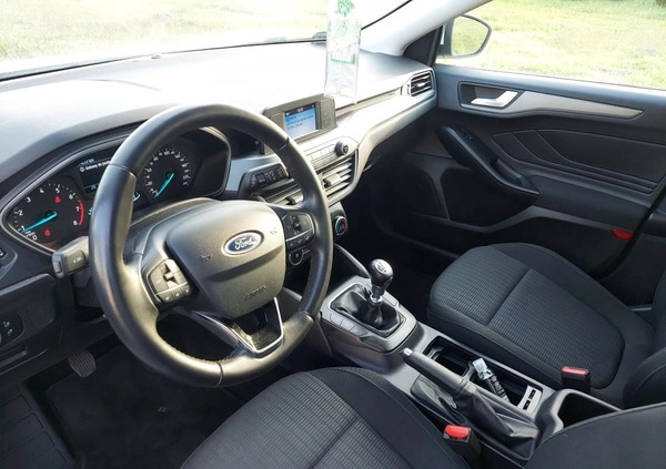 Ford Focus cena 44400 przebieg: 117000, rok produkcji 2018 z Drawno małe 92